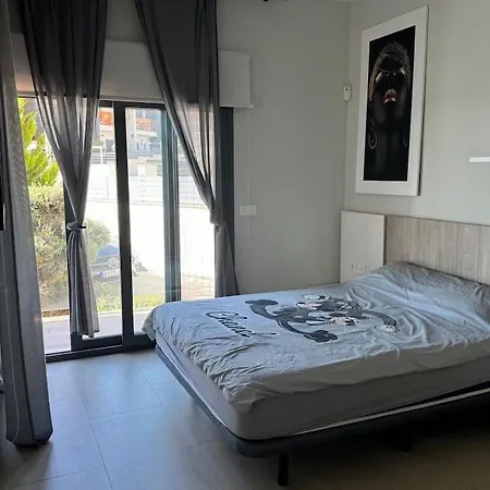 Villa Villa *